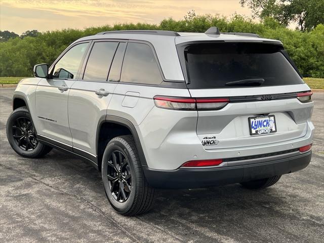 2026 Jeep Grand Cherokee GRAND CHEROKEE LAREDO ALTITUDE 4X4
