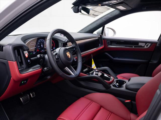 2026 Porsche Cayenne GTS
