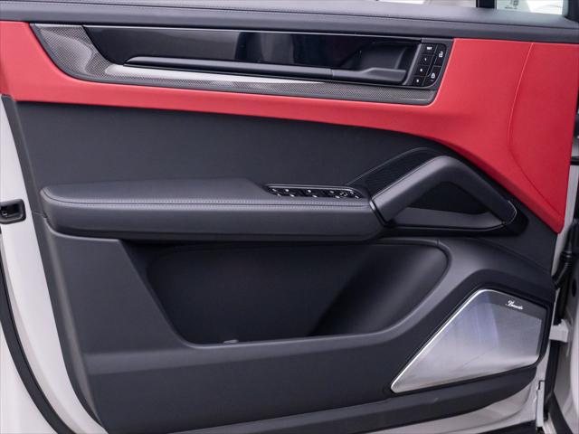2026 Porsche Cayenne GTS