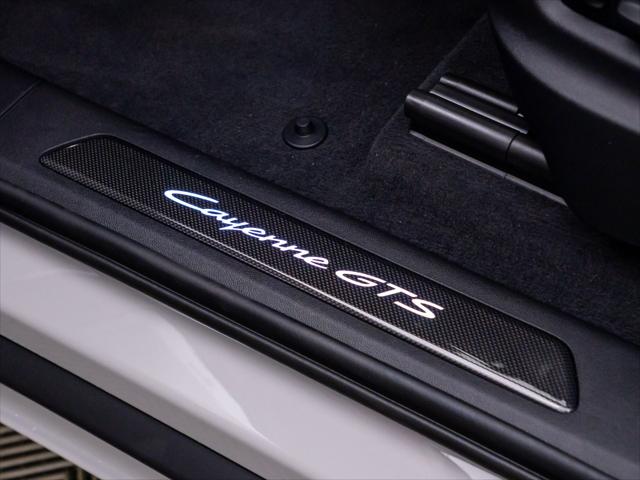 2026 Porsche Cayenne GTS