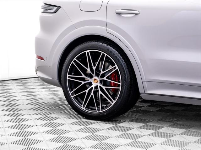 2026 Porsche Cayenne GTS