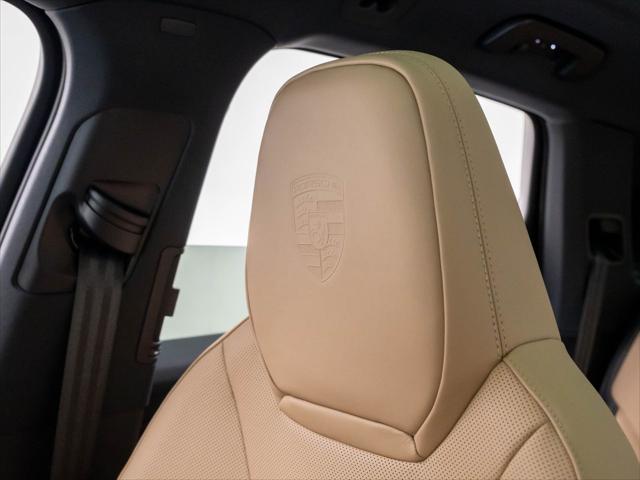 2026 Porsche Cayenne Unknown