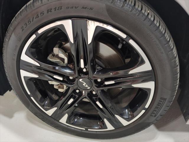 2024 Kia K5 GT-Line