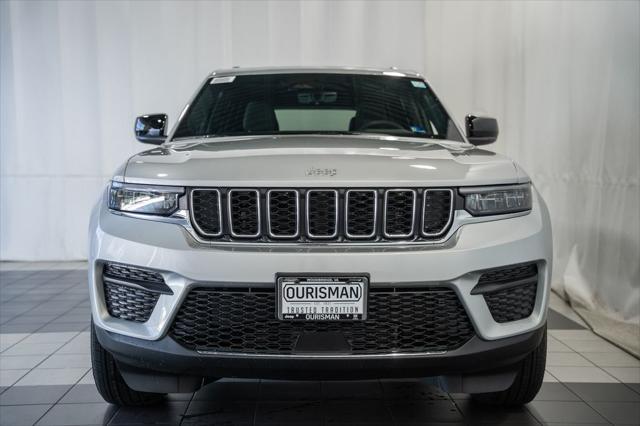 2026 Jeep Grand Cherokee GRAND CHEROKEE LAREDO 4X4 2026 Jeep Grand Cherokee GRAND CHEROKEE LAREDO 4X4