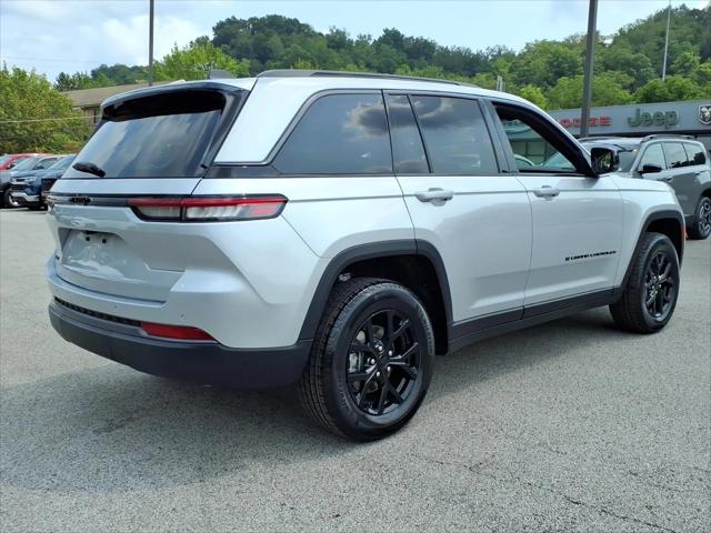 2026 Jeep Grand Cherokee GRAND CHEROKEE LAREDO ALTITUDE 4X4 2026 Jeep Grand Cherokee GRAND CHEROKEE LAREDO ALTITUDE 4X4