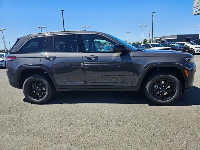 2026 Jeep Grand Cherokee GRAND CHEROKEE LAREDO ALTITUDE 4X4