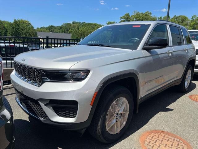 2026 Jeep Grand Cherokee GRAND CHEROKEE LAREDO X 4X4 2026 Jeep Grand Cherokee GRAND CHEROKEE LAREDO X 4X4