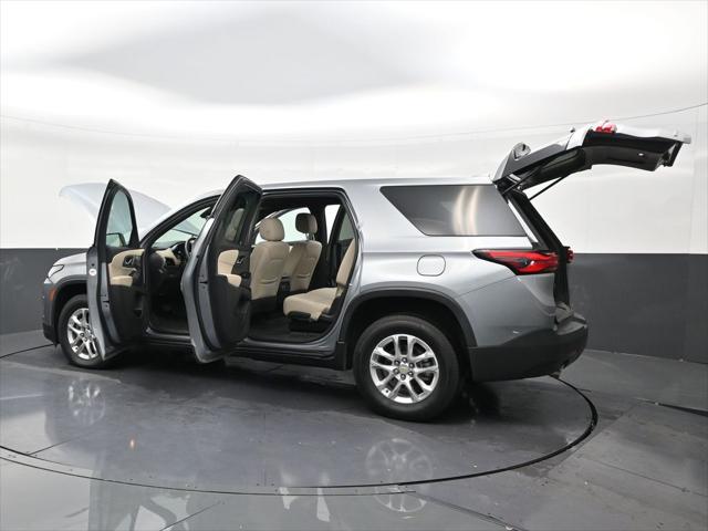 2023 Chevrolet Traverse FWD LS