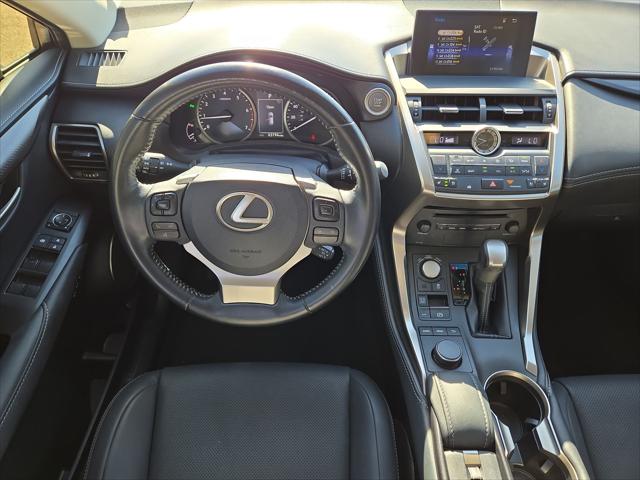 2017 Lexus NX 200t 200t