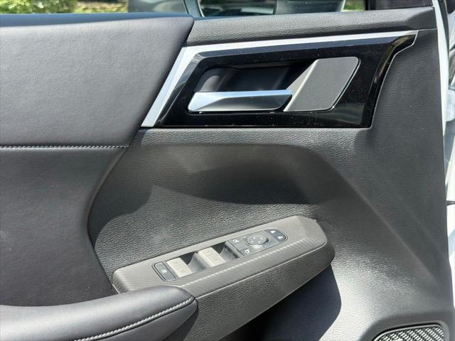 2026 Mitsubishi Outlander LE 1.5T S-AWC