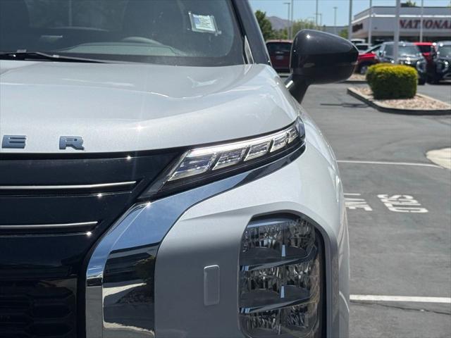 2026 Mitsubishi Outlander LE 1.5T S-AWC