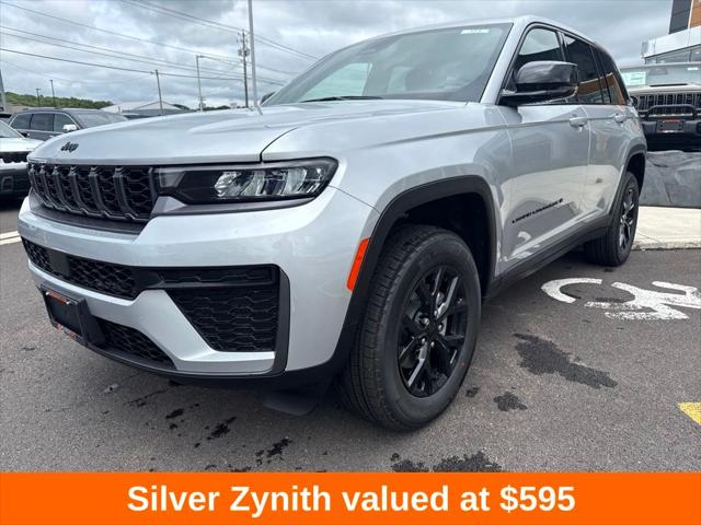 2026 Jeep Grand Cherokee GRAND CHEROKEE LAREDO ALTITUDE 4X4