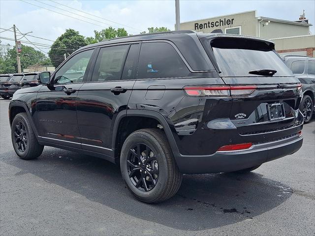 2026 Jeep Grand Cherokee GRAND CHEROKEE LAREDO ALTITUDE 4X4 2026 Jeep Grand Cherokee GRAND CHEROKEE LAREDO ALTITUDE 4X4