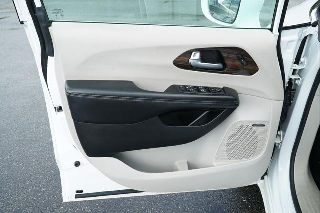 2021 Chrysler Pacifica Limited AWD