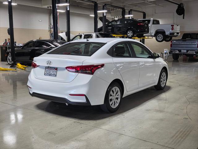 2022 Hyundai Accent SE