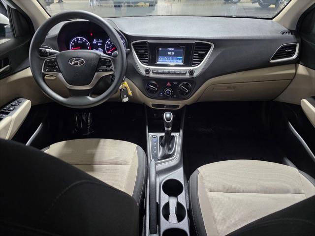2022 Hyundai Accent SE