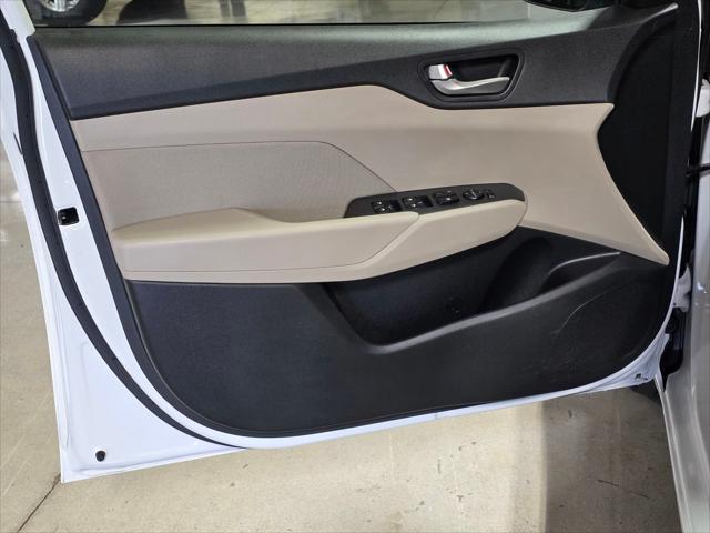 2022 Hyundai Accent SE