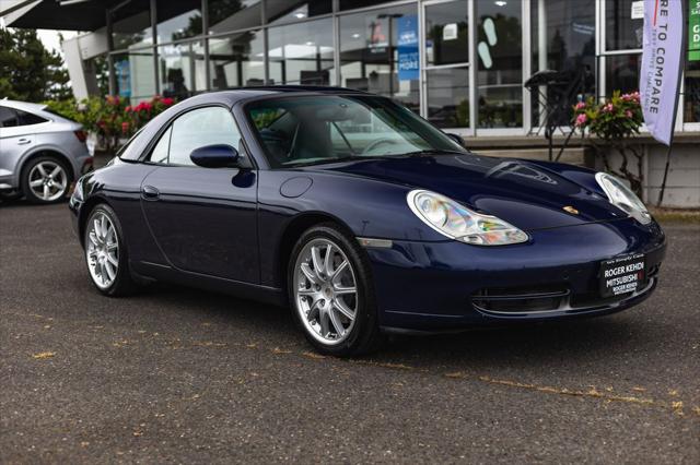 2001 Porsche 911 Carrera 4