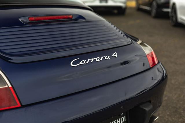 2001 Porsche 911 Carrera 4