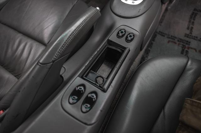 2001 Porsche 911 Carrera 4