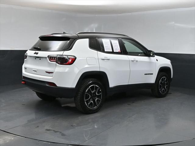 2025 Jeep Compass Trailhawk 4x4
