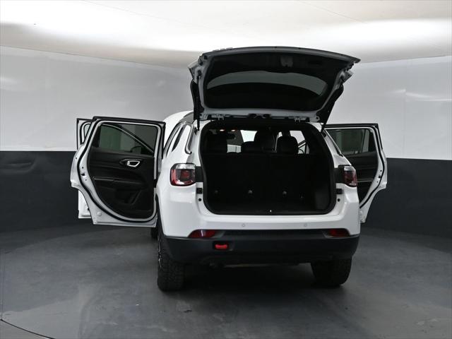2025 Jeep Compass Trailhawk 4x4