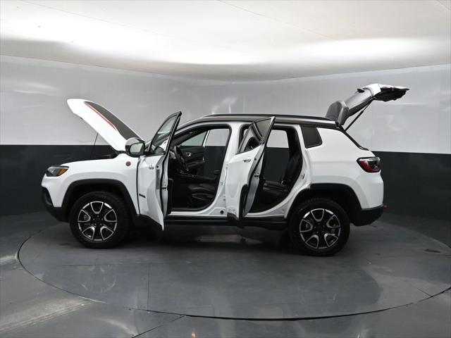 2025 Jeep Compass Trailhawk 4x4