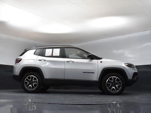 2025 Jeep Compass Trailhawk 4x4