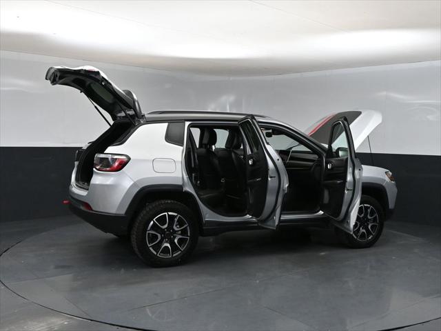 2025 Jeep Compass Trailhawk 4x4