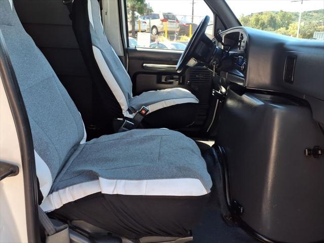1995 Ford E-350 Base