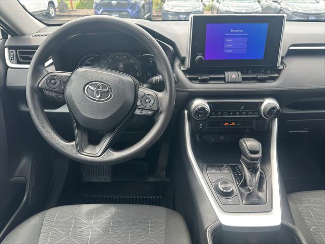 2024 Toyota RAV4 Hybrid XLE
