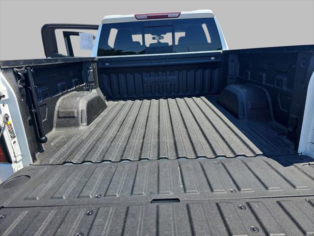 2022 GMC Sierra 1500 Limited 4WD Crew Cab Short Box SLT