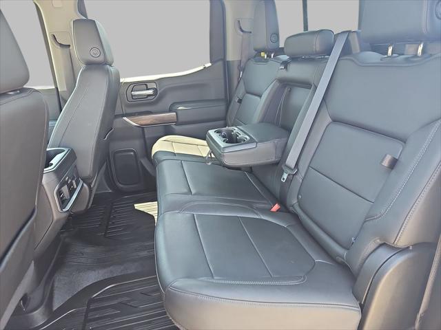 2022 GMC Sierra 1500 Limited 4WD Crew Cab Short Box SLT