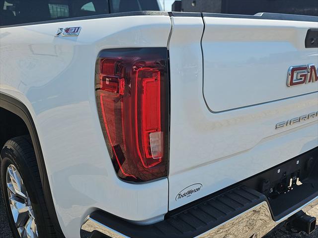 2022 GMC Sierra 1500 Limited 4WD Crew Cab Short Box SLT