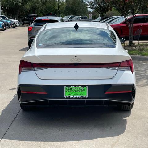 2025 Hyundai Elantra SEL Convenience