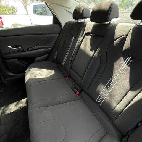 2025 Hyundai Elantra SEL Convenience