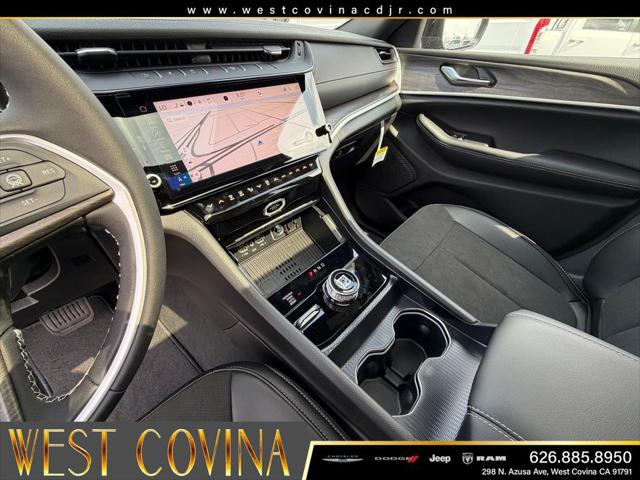2026 Jeep Grand Cherokee L Altitude 4x4