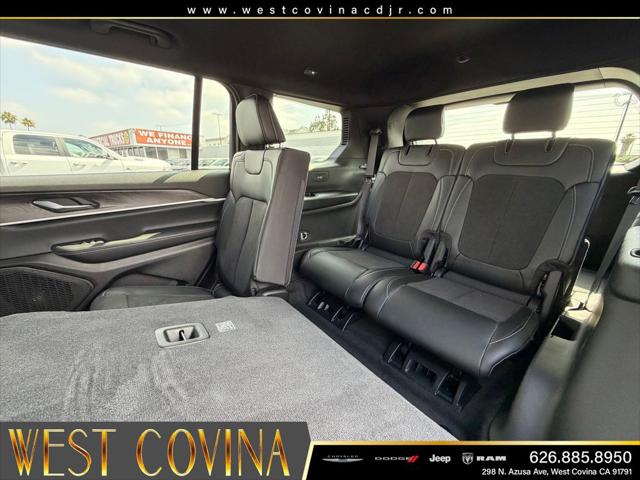 2026 Jeep Grand Cherokee L Altitude 4x4