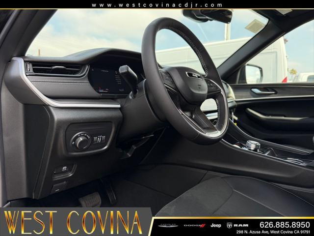 2026 Jeep Grand Cherokee L Altitude 4x4