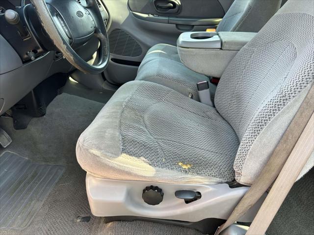 2000 Ford F-150 XL