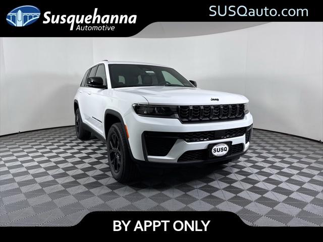 2026 Jeep Grand Cherokee GRAND CHEROKEE LAREDO ALTITUDE 4X4 2026 Jeep Grand Cherokee GRAND CHEROKEE LAREDO ALTITUDE 4X4