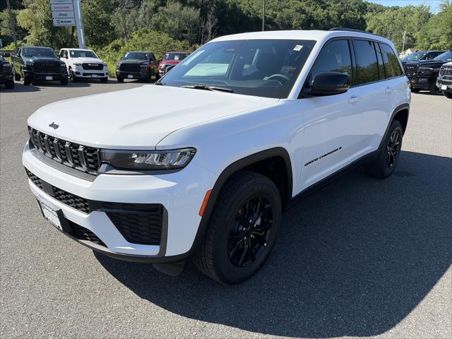 2026 Jeep Grand Cherokee Altitude 4x4 for sale in Cheshire, MA