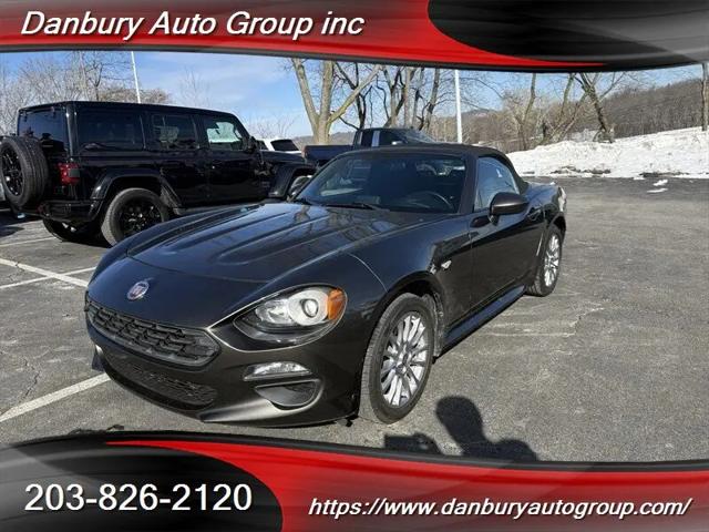 2018 Fiat 124 Spider Classica for sale in DANBURY, CT