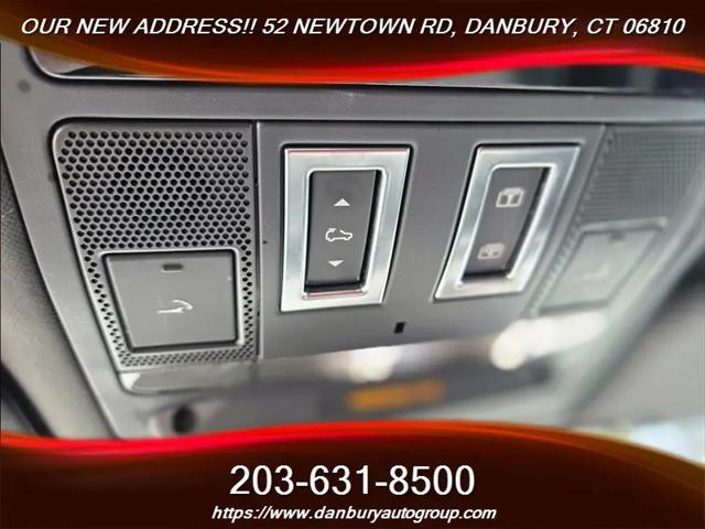 2023 Land Rover Defender 110 X-Dynamic SE