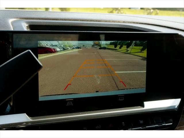 2023 Chevrolet Silverado 1500 4WD Crew Cab Short Bed LT with 2FL