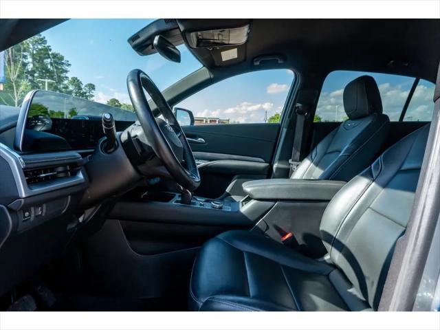 2025 Cadillac XT4 FWD Premium Luxury