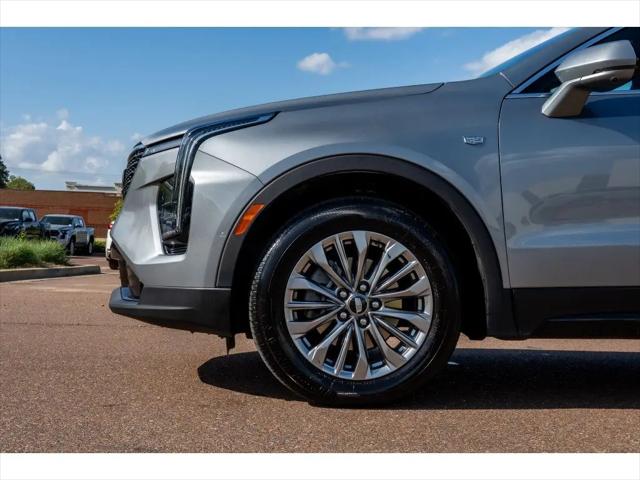 2025 Cadillac XT4 FWD Premium Luxury