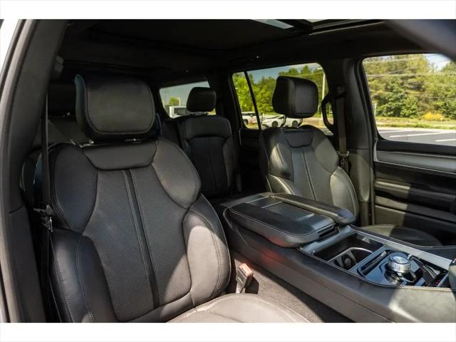 2023 Jeep Wagoneer Series II Carbide 4x4