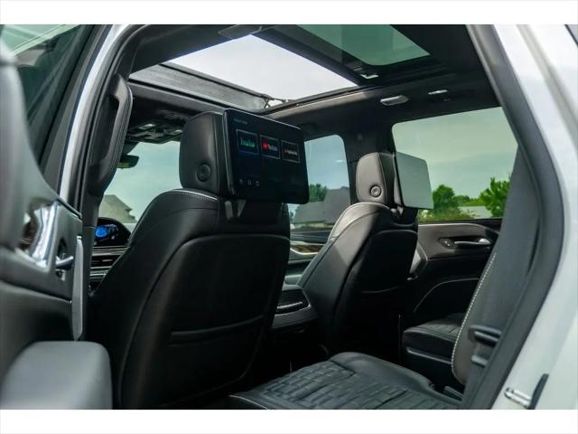 2022 Cadillac Escalade 4WD Sport Platinum