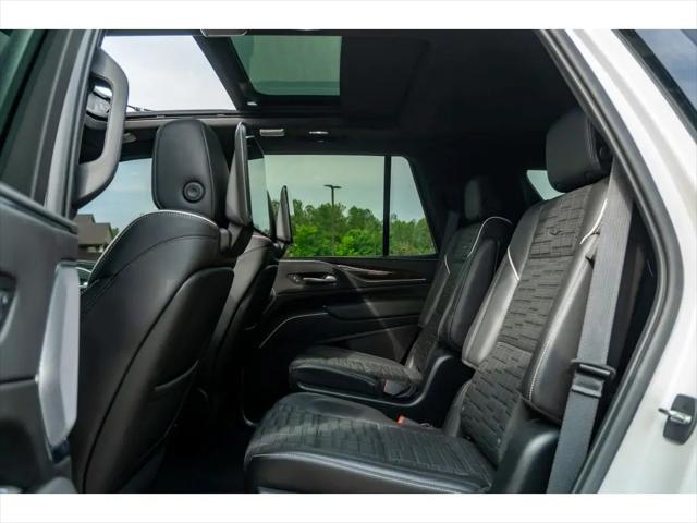 2022 Cadillac Escalade 4WD Sport Platinum